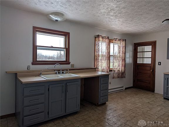 4th image of 3169 Prairie Rd NW