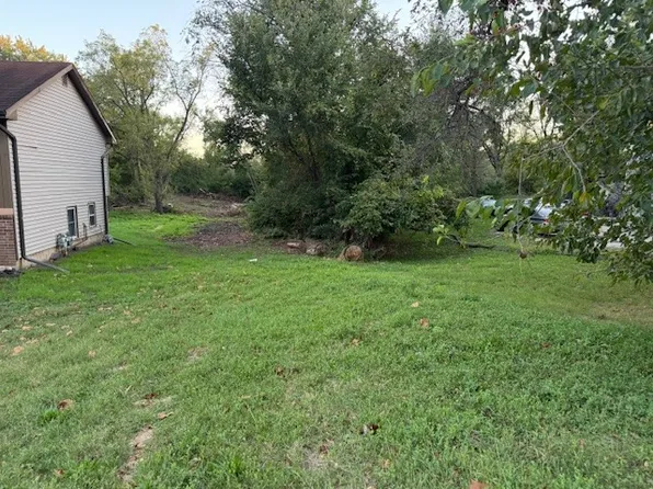 705 E Watrous Ave, Des Moines, IA 50315