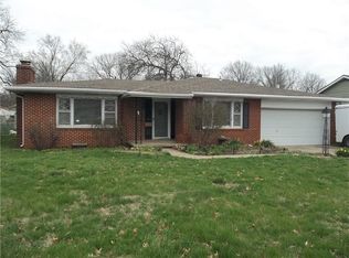 1004 SW Lea Dr, Lees Summit, MO 64081