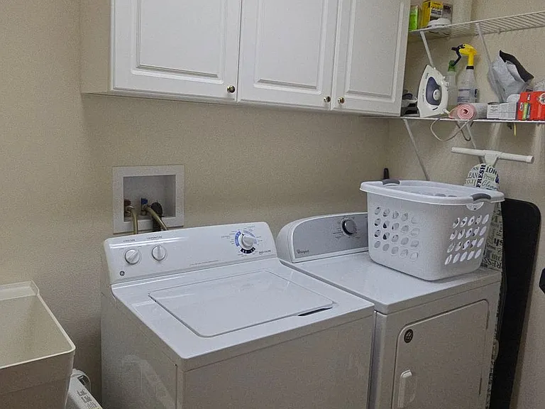 2280 Biscayne Ave — Photo 15