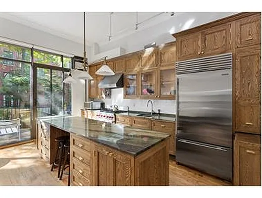 Rented by Douglas Elliman | media 20