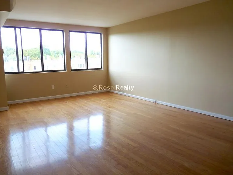 1731 Beacon St #514 — Photo 10