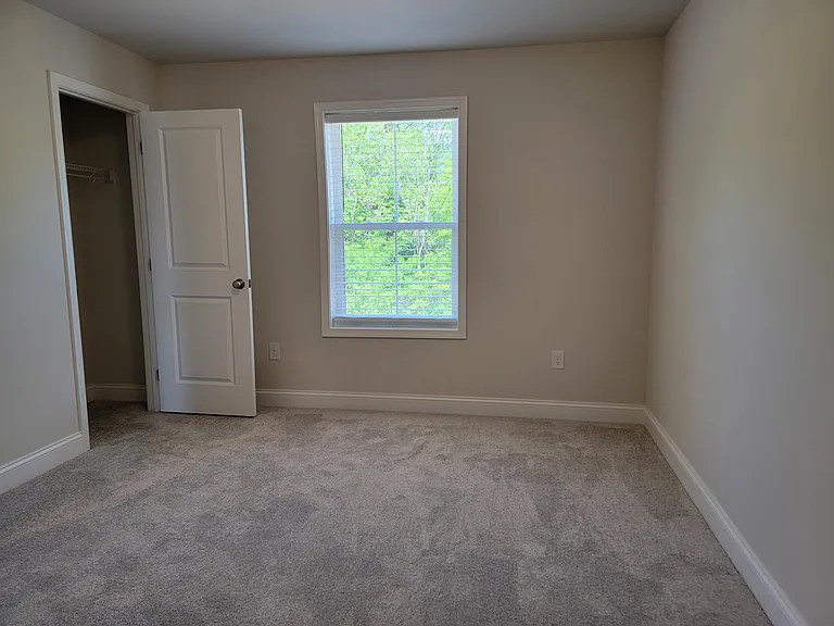 219 Millard Dr — Photo 15
