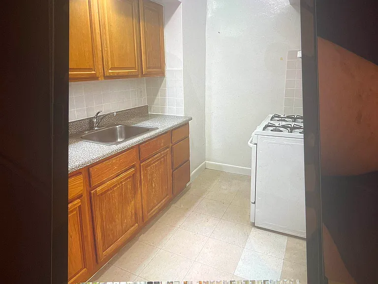 45-48 42nd St #1E — Photo 1