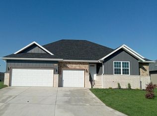 4341 Madrid Ave, Ozark, MO 65721