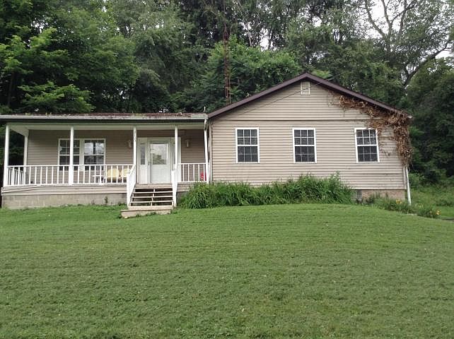 1st image of 2103 Hallie Ln