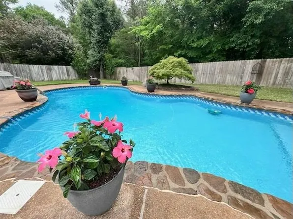 798 Lancelot Ln, Collierville, TN 38017