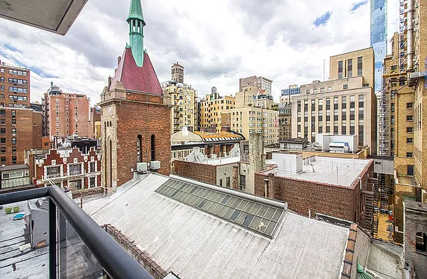 Rented by Mirador Real Estate | media 24