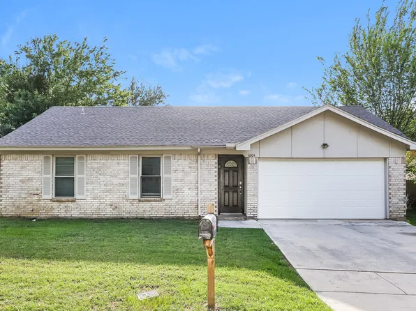 6004 Cool Springs Dr, Arlington, TX 76001
