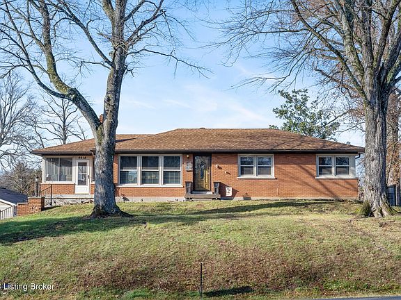 2nd image of 9918 Silverwood Ln