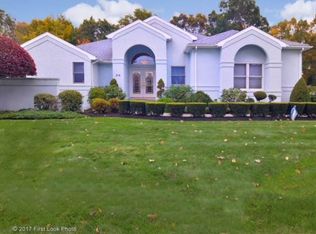 216 Council Rock Rd, Cranston, RI 02921