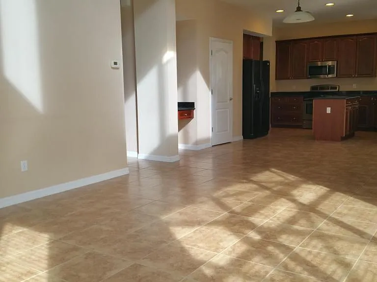 12748 Bideford Ave — Photo 12