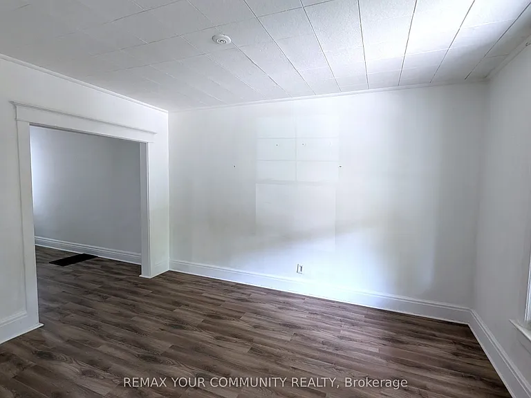 186 Roslin Ave #M4N-1Z6 — Photo 2