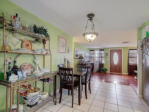 4th image of 3752 Mynabird Dr