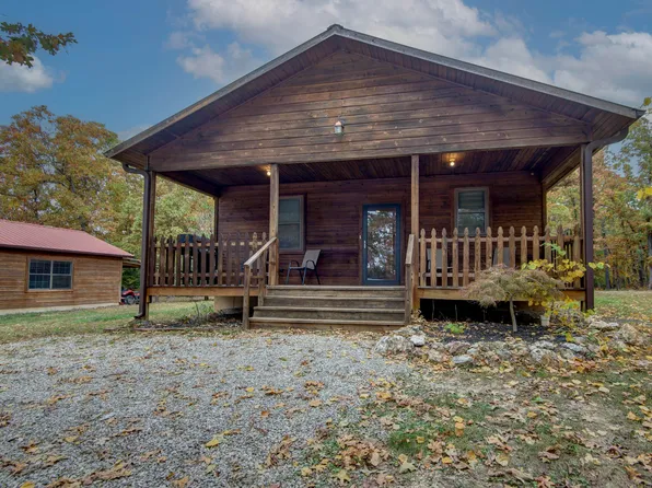 867 Pack Road, Conway, MO 65632