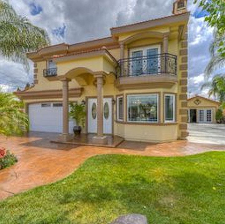 1st image of 3606 Strang Ave