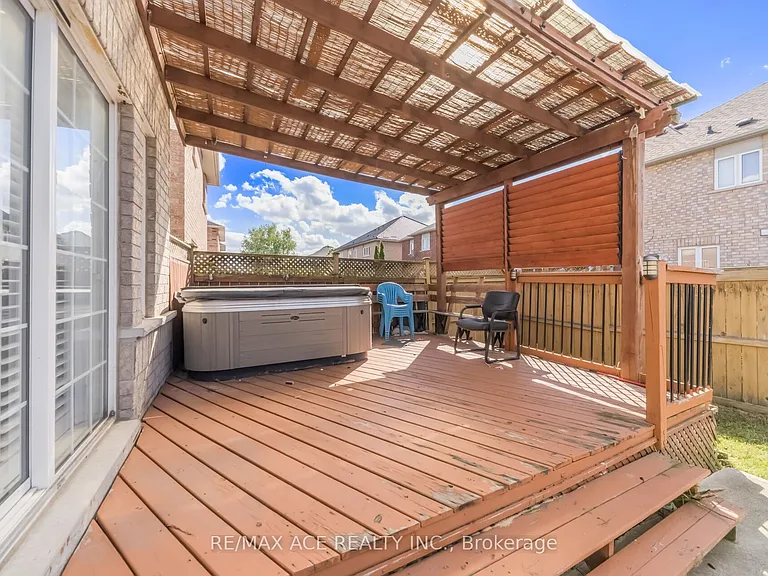 86 Treasure Dr #MAIN — Photo 41