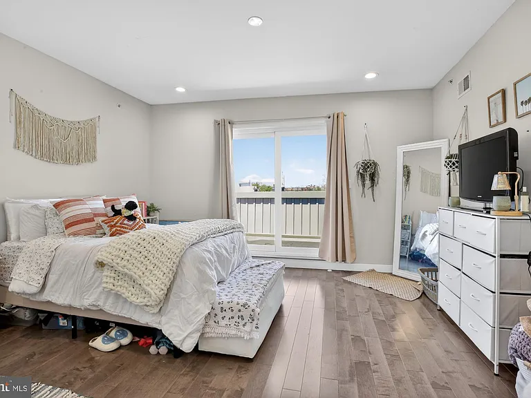 1650 Point Breeze Ave #3 — Photo 19