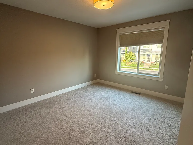 11991 NW Hibbard Dr — Photo 23