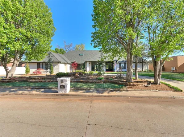 5800 Oak Tree Rd, Edmond, OK 73025