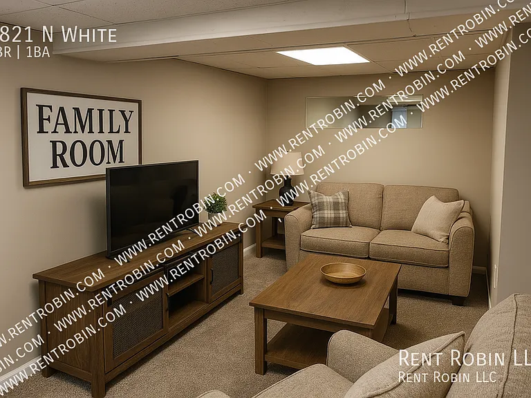 4821 N White Ave — Photo 3