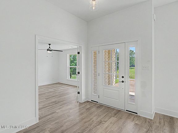 4th image of 112 Farley Rd