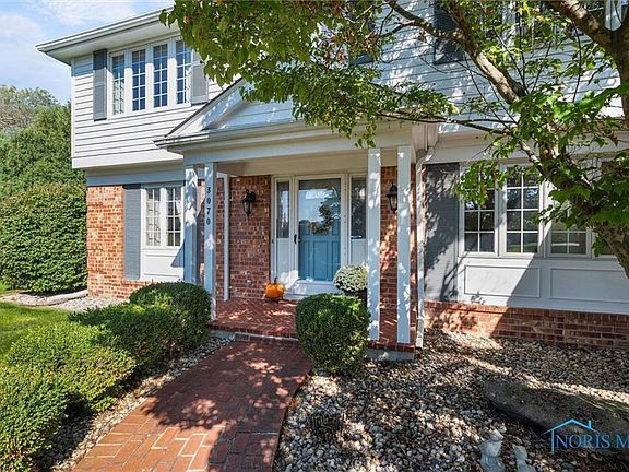 3rd image of 3070 Plumbrook Dr