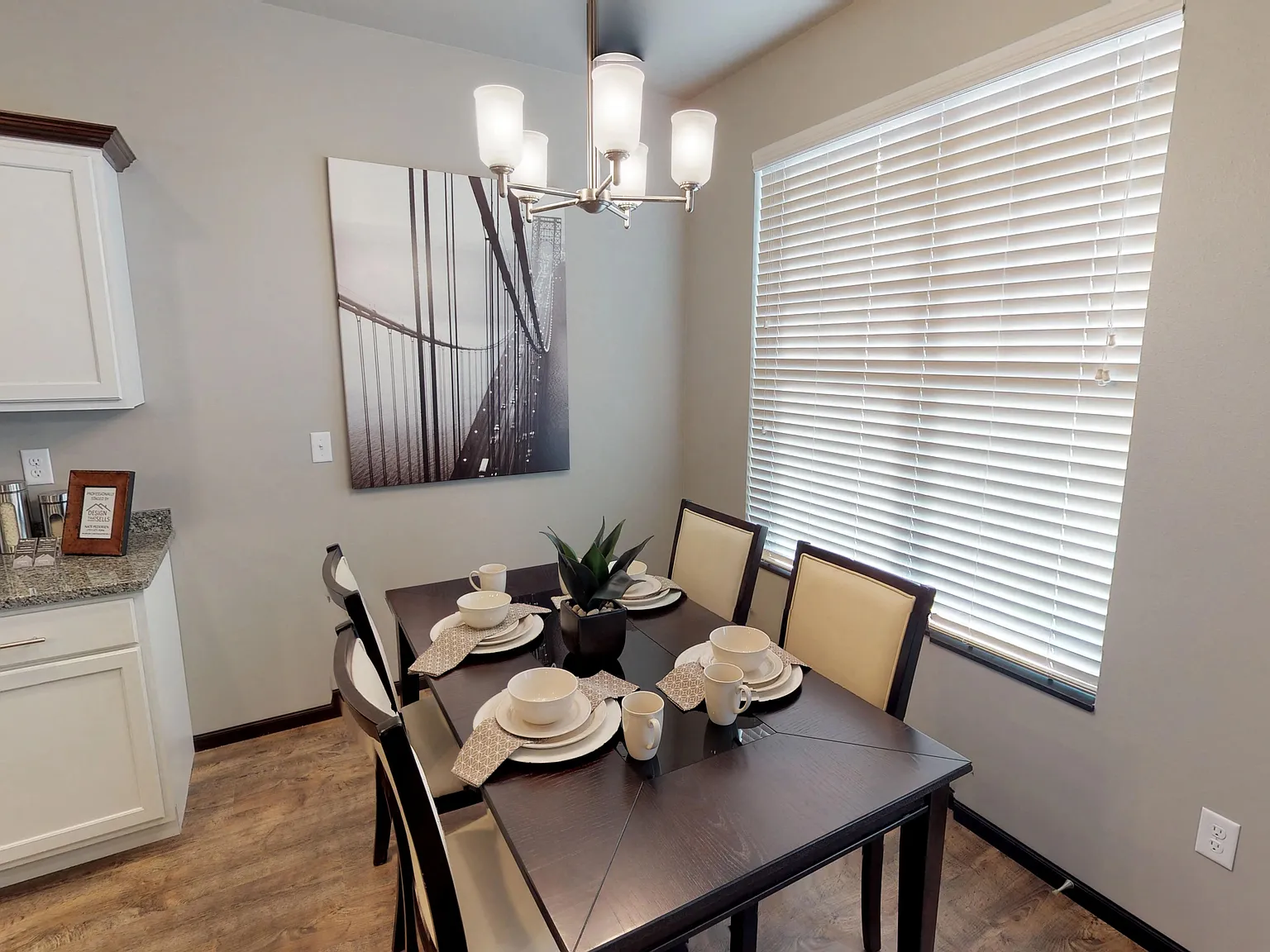 Cascades Townhomes — Photo 4