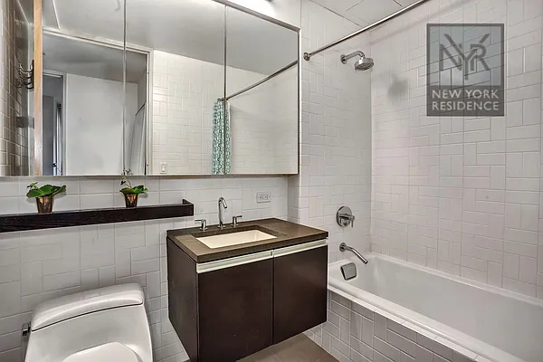 Rented by New York Residence | media 31