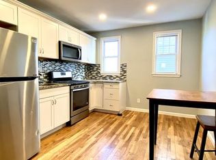 945 Hyde Park Ave APT 2, Boston, MA 02136