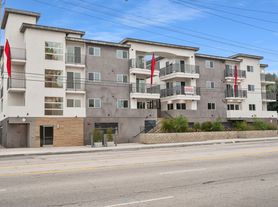 4960 Sepulveda Blvd.