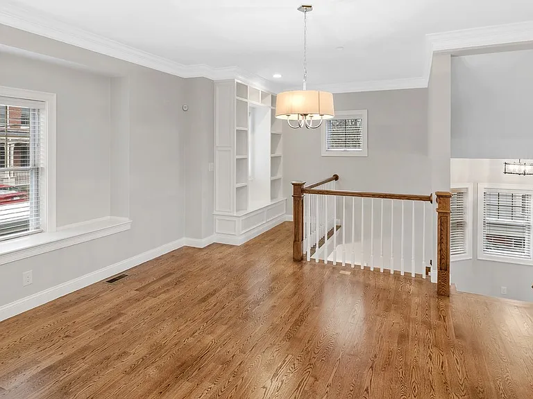 38 Millmont St #38 — Photo 6