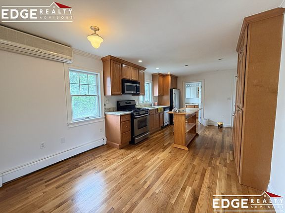 2nd image of 121 Sciarappa St #3