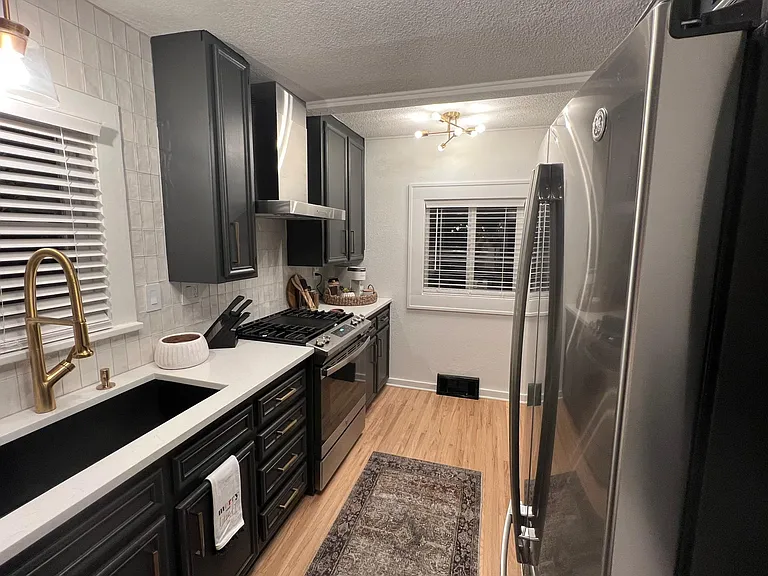 Quartz countertops