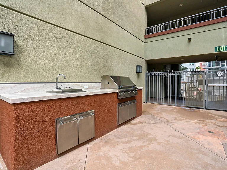 1501 Front St #518 — Photo 15
