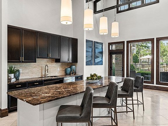 Entertainment kitchen