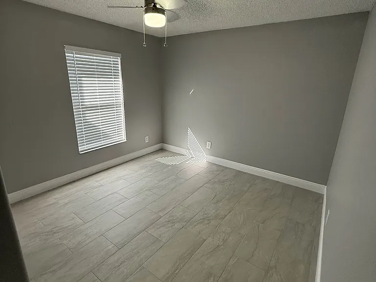 1743 Laramie Cir — Photo 9