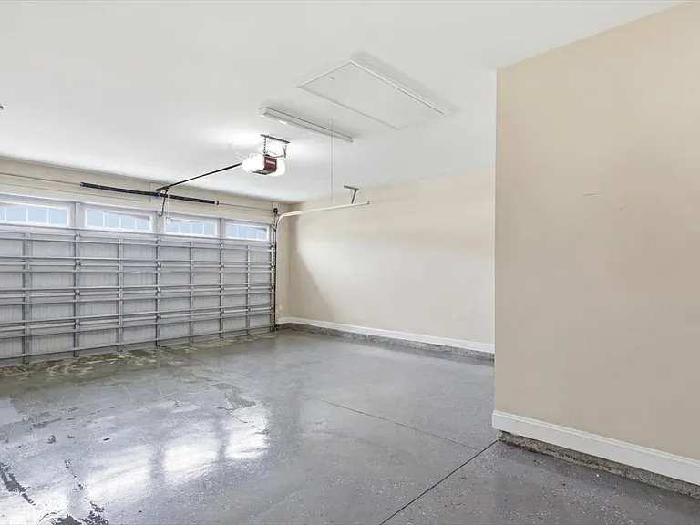 432 Summertime Pl — Photo 32