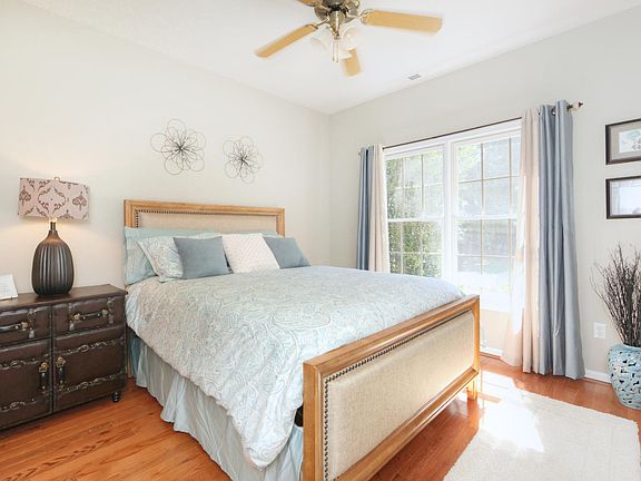 2nd image of 603 Lake Vista Dr