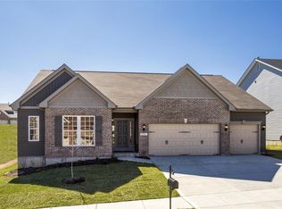120 Brookfield Crossing Dr, Lake Saint Louis, MO 63367