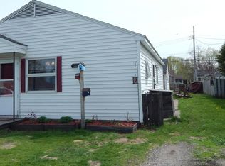 810 E 8th Ave, Sault Sainte Marie, MI 49783