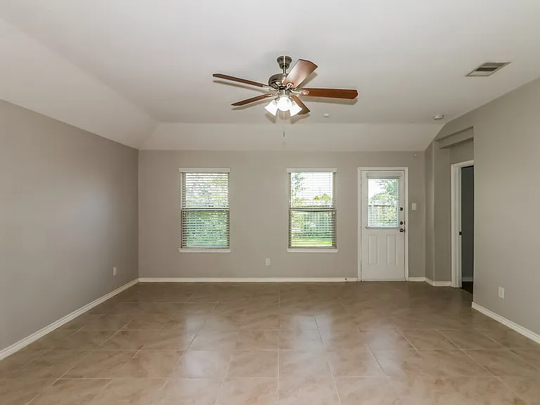 18003 Dalton Shadow Ln — Photo 4