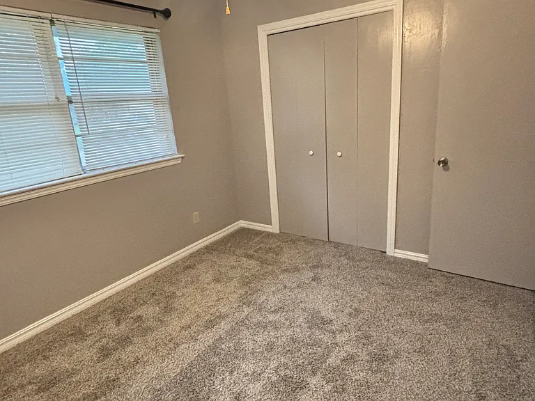 115 Utah Ave — Photo 4