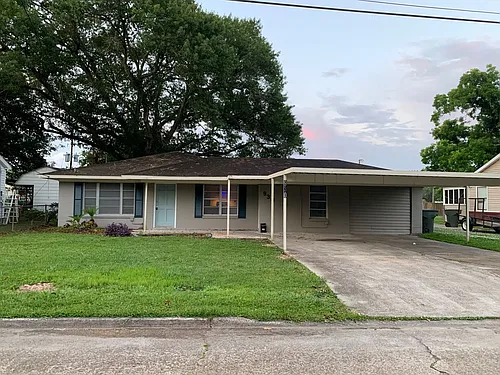 930 Azalea St Photo 1