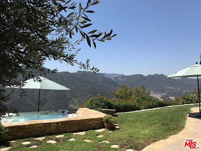16878 Charmel Ln — Photo 21
