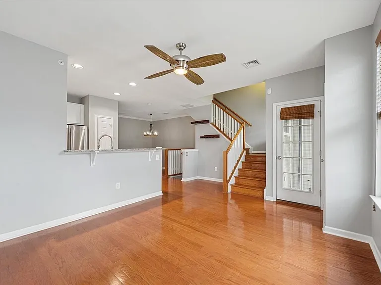 7 Brewerytown Ct — Photo 5