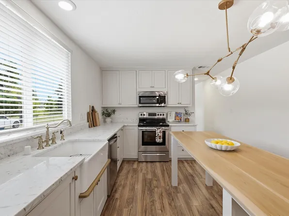 358 Birch St, Lewisville, TX 75057