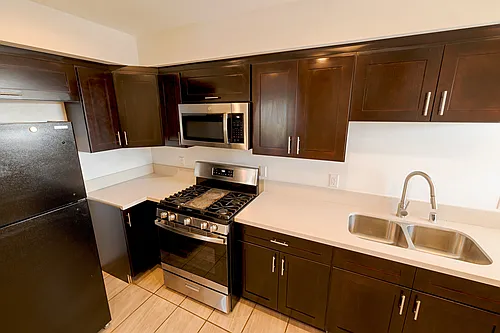 1264 W Adams Blvd #1 Photo 1