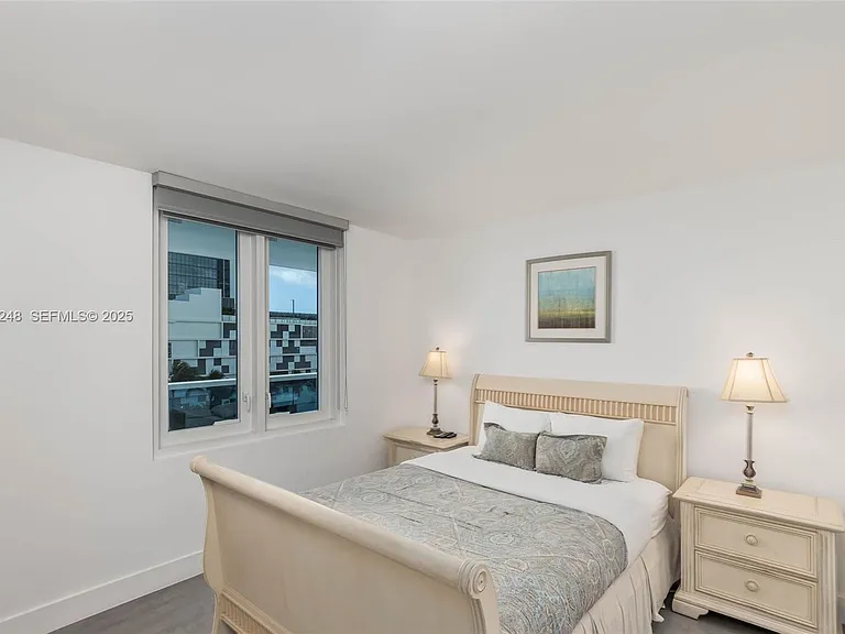 2301 Collins Ave #507 — Photo 20