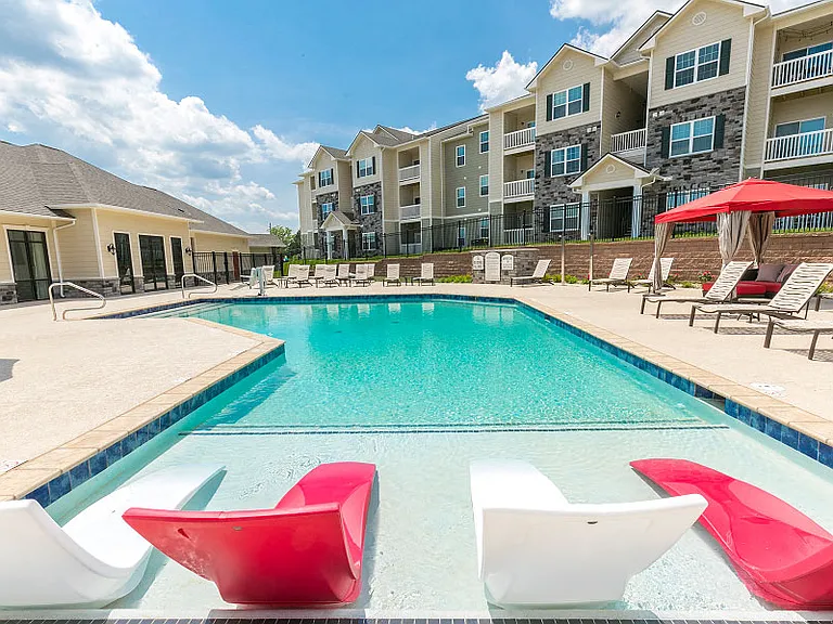 Aventura at Maryland Oaks — Photo 30